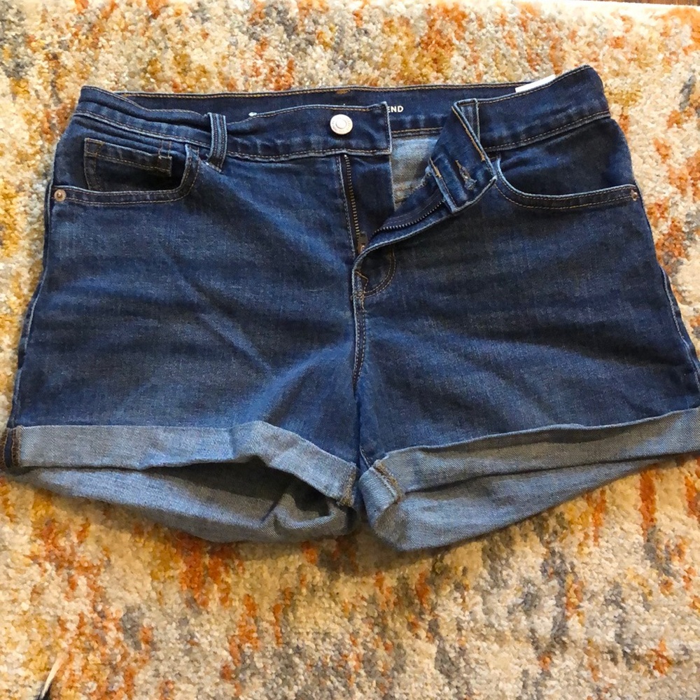 Old Navy Boyfriend Denim Shorts